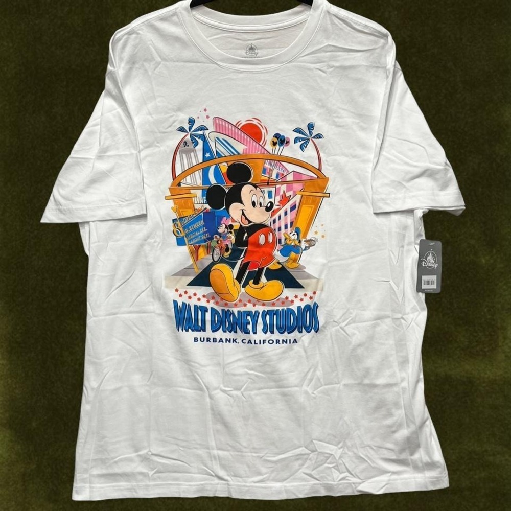 NWT Walt Disney Studios Burbank Tee Modern XL